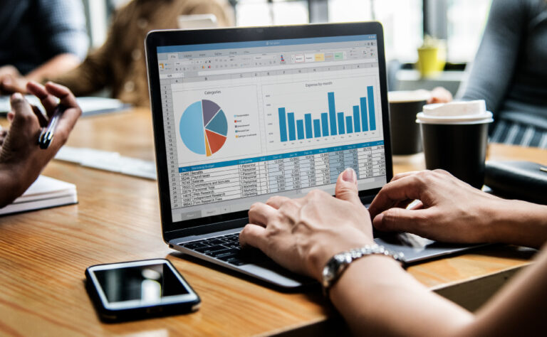 Digital Analytics with Server-Side Tracking
